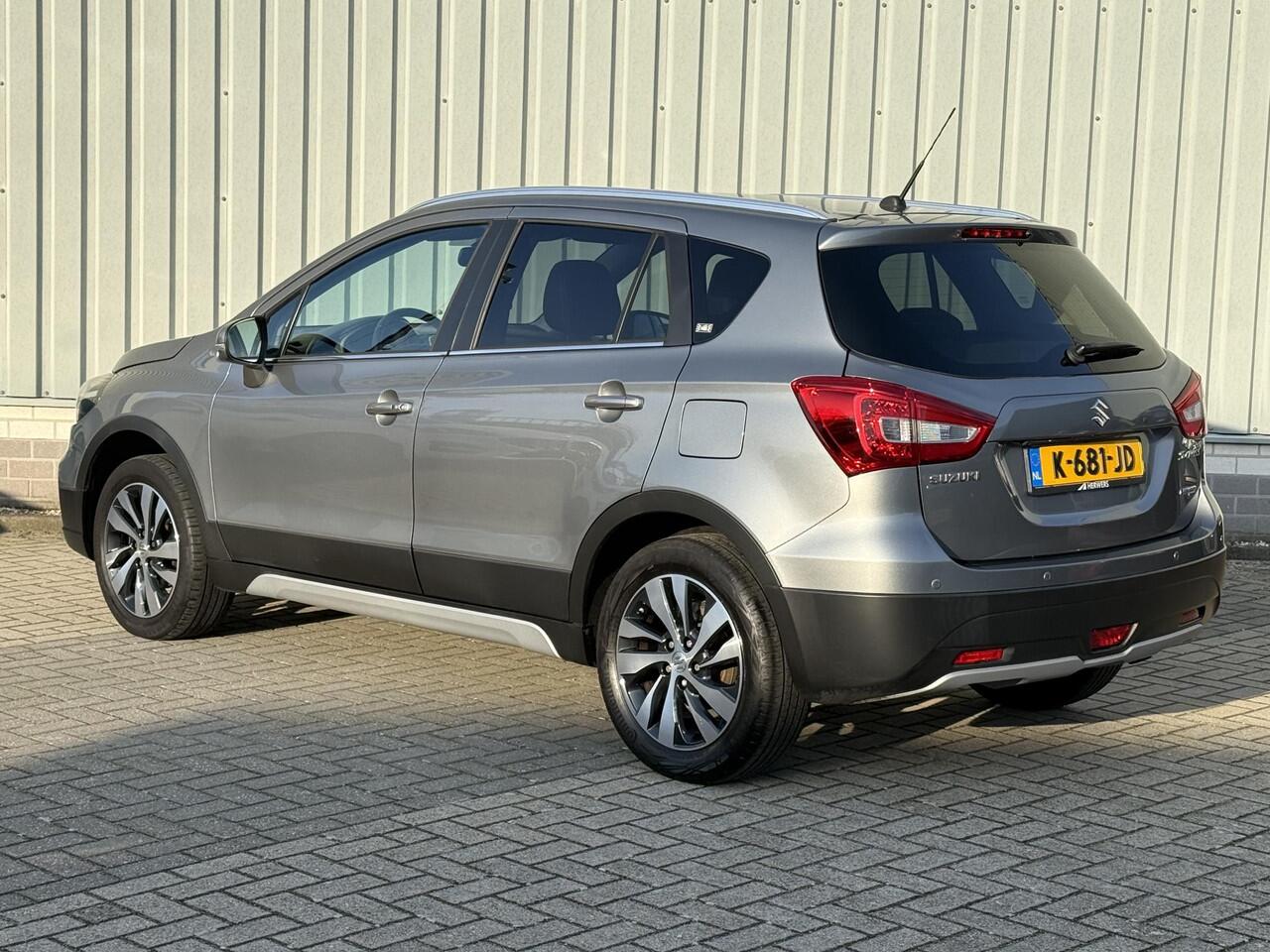 Suzuki S-Cross 1.4 Boosterjet Style Smart Hybrid / Eerste Eigenaar / Dealer Onderhouden / Lederen Bekleding / Navigatie / Stoelverwarming / Panoramadak / Climate Control / Adaptive Cruise Control /