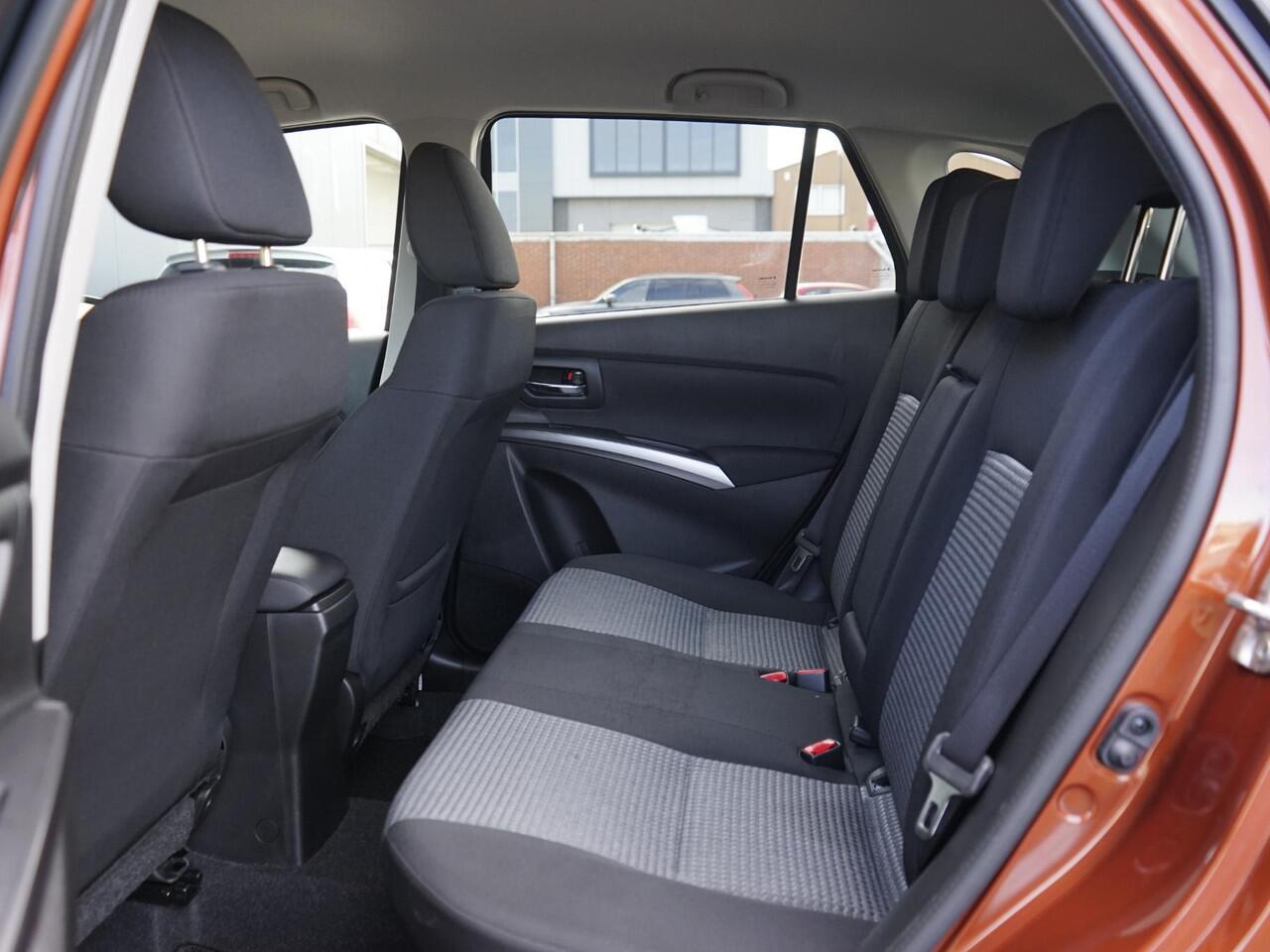 Suzuki S-Cross 1.4 Boosterjet Select Smart Hybrid 1ste eigenaar / Dealer onderh. / Automaat! / Adapt. cruise / LED / Camera / Carplay / Keyless