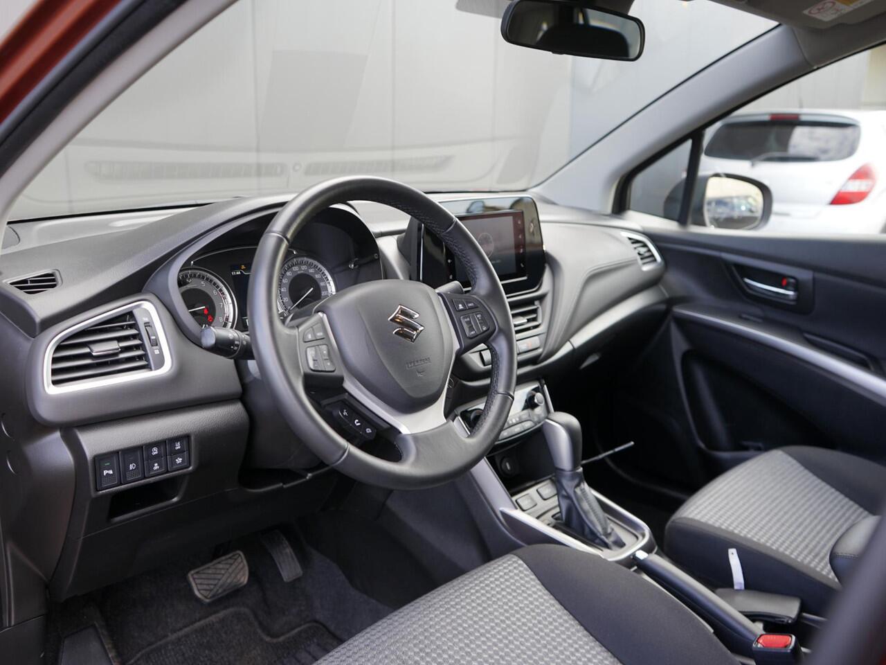 Suzuki S-Cross 1.4 Boosterjet Select Smart Hybrid 1ste eigenaar / Dealer onderh. / Automaat! / Adapt. cruise / LED / Camera / Carplay / Keyless