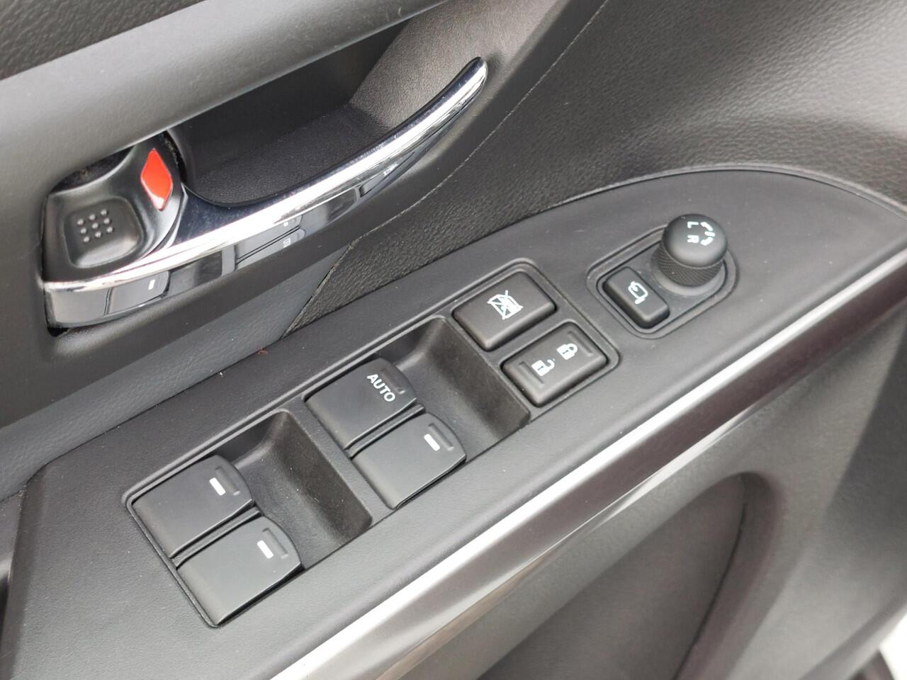 Suzuki S-Cross 1.4 Boosterjet Style Smart Hybrid OPEN DAK | TREKH | NL-auto | rijklaarprijs !!