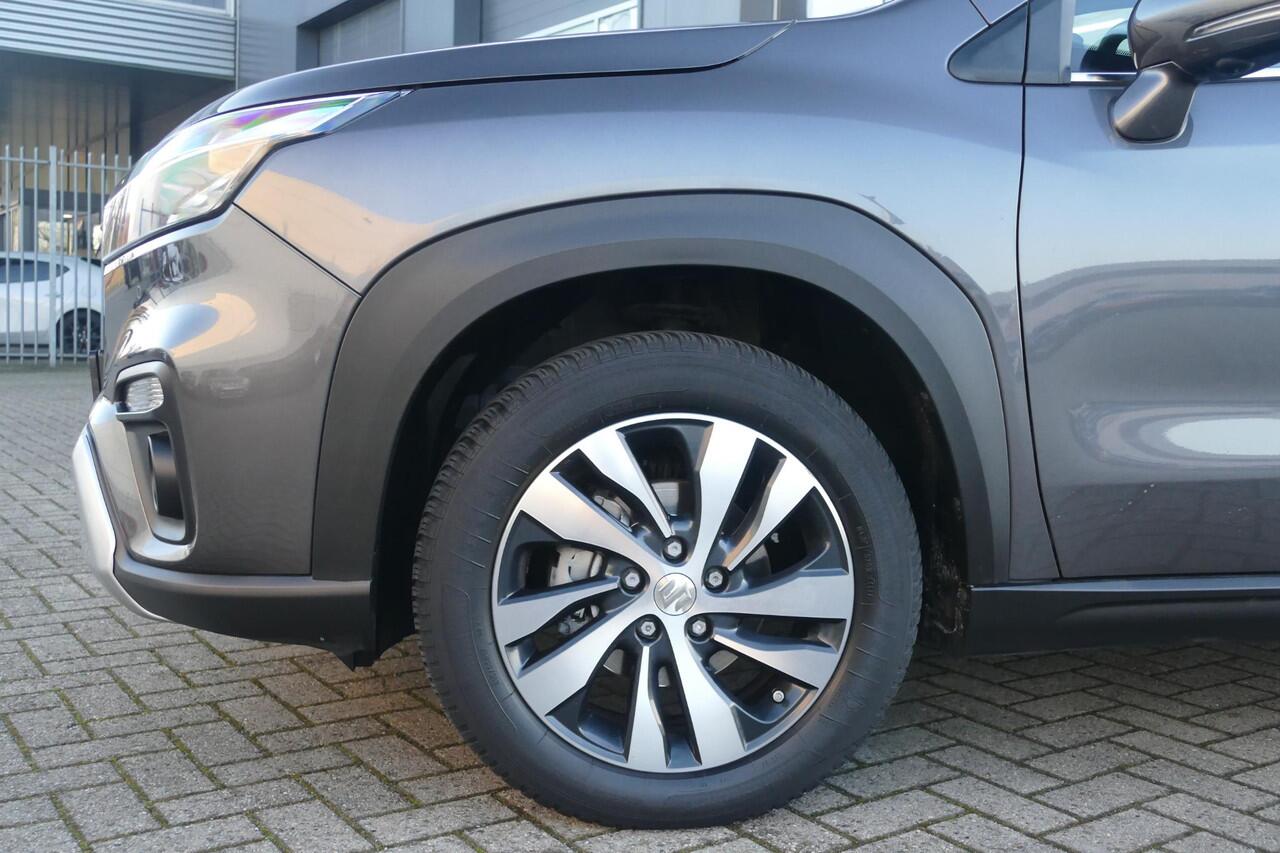 Suzuki S-Cross 1.4 Boosterjet Style Smart Hybrid | All season | 360* camera | Rijklaarprijs!