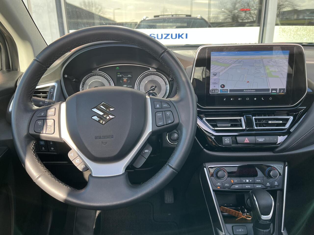 Suzuki S-Cross 1.5 Hybrid Style | Panoramisch open schuifdak | Trekhaak afneembaar |