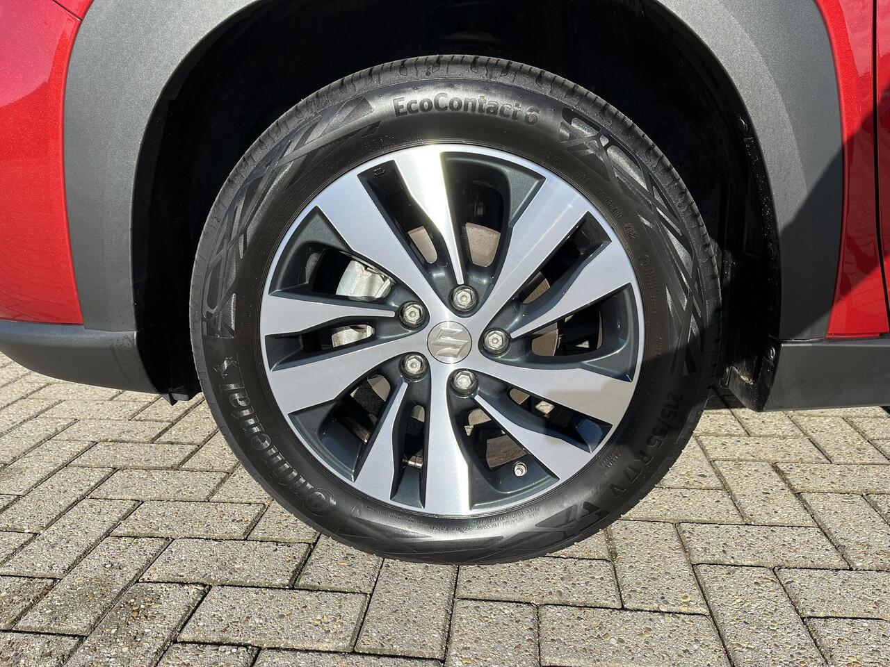 Suzuki S-Cross 1.5 Hybrid Style | Panoramisch open schuifdak | Trekhaak afneembaar |