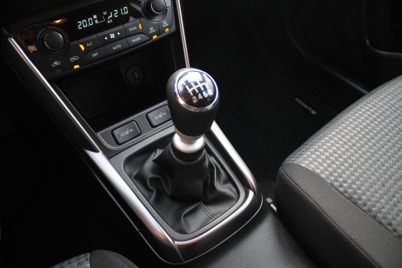 Suzuki S-Cross 1.4 Boosterjet Select Smart Hybrid Trekhaak afneembaar, Stoelverwarming, Cruise Control Adaptief, Parkeersensoren Voor en Achter