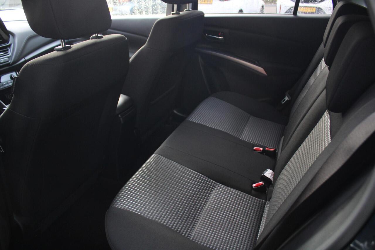 Suzuki S-Cross 1.4 Boosterjet Select Smart Hybrid Trekhaak afneembaar, Stoelverwarming, Cruise Control Adaptief, Parkeersensoren Voor en Achter