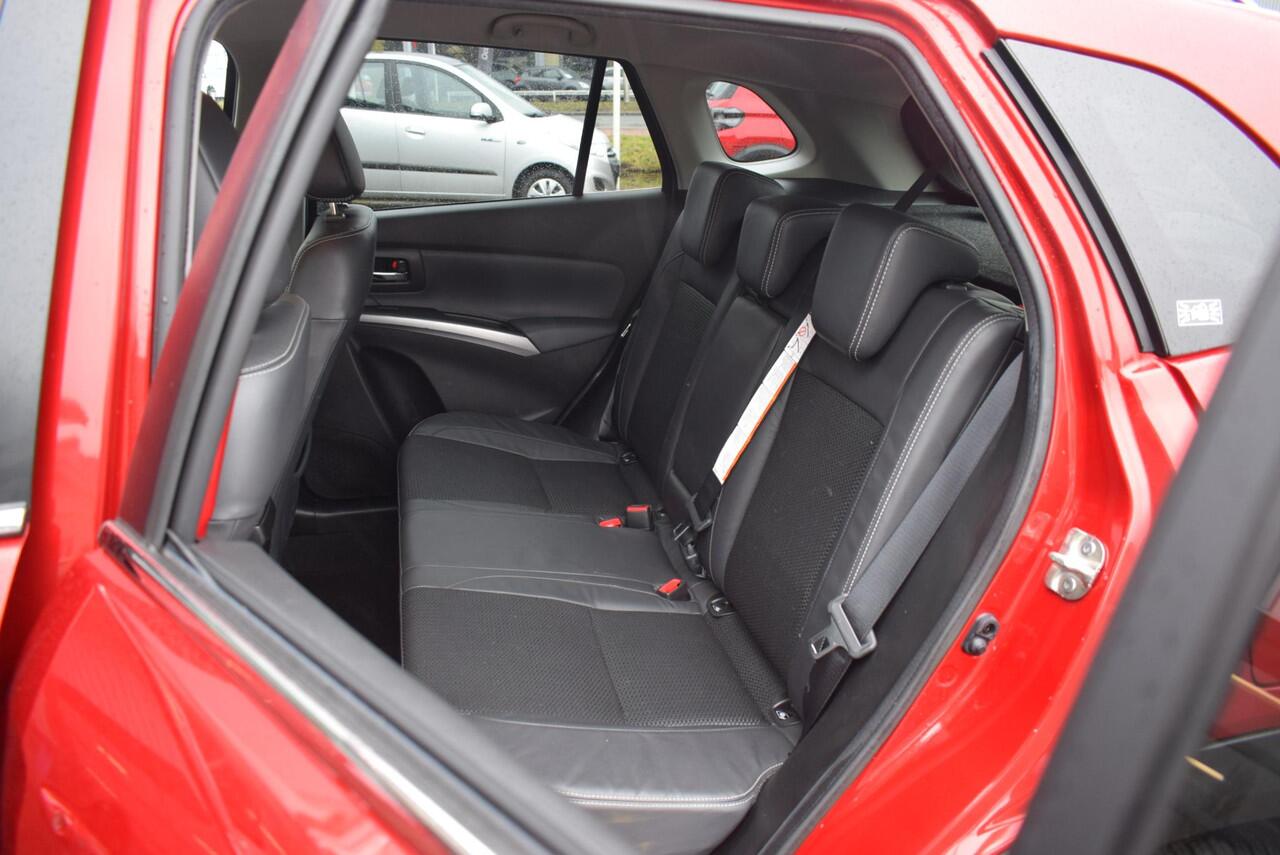 Suzuki S-Cross 1.4 Boosterjet Style Smart Hybrid Airco Navi/Carplay Cruise Control Camera Km 94159!!