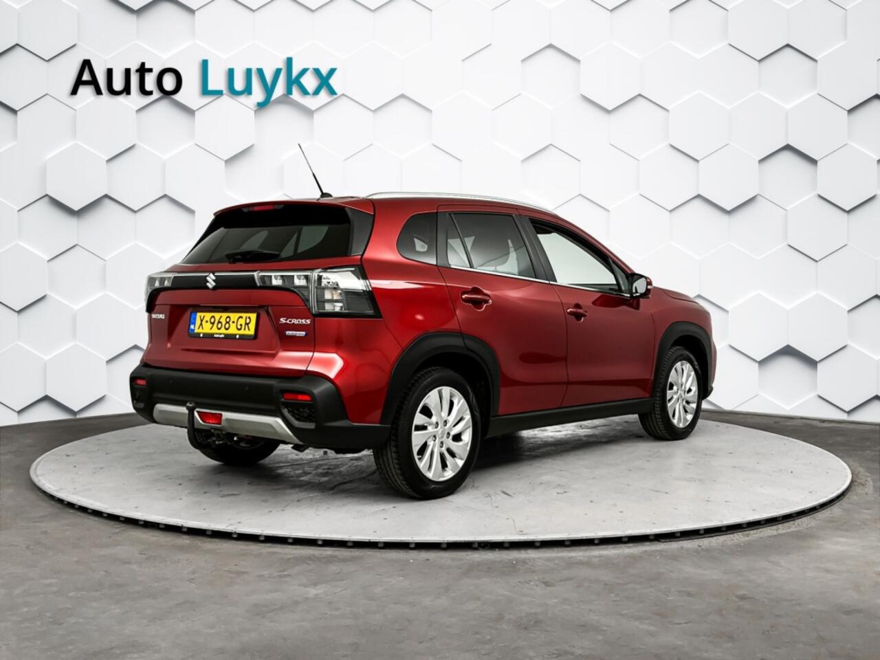 Suzuki S-Cross 1.4 Boosterjet Select Smart Hybrid | Apple Carplay/Android Auto | Parkeercamera | Trekhaak