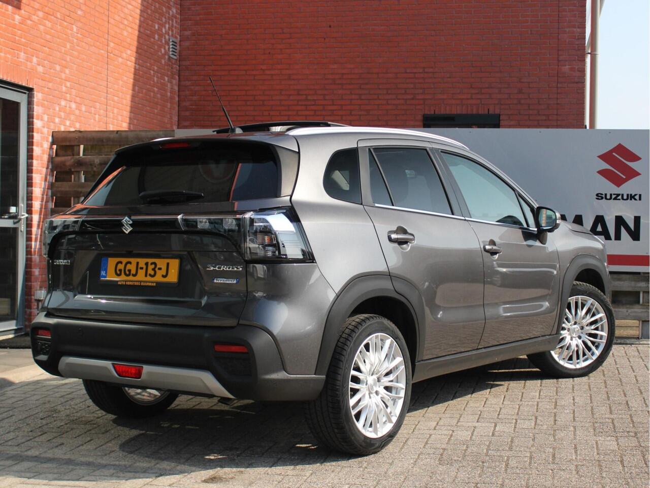 Suzuki S-Cross 1.4 Boosterjet Style Smart Hybrid 6 Jaar Garantie! Elektrisch Panoramadak, 360° Camera, Navigatie, Parkeersensoren Voor en Achter, All-Season Banden