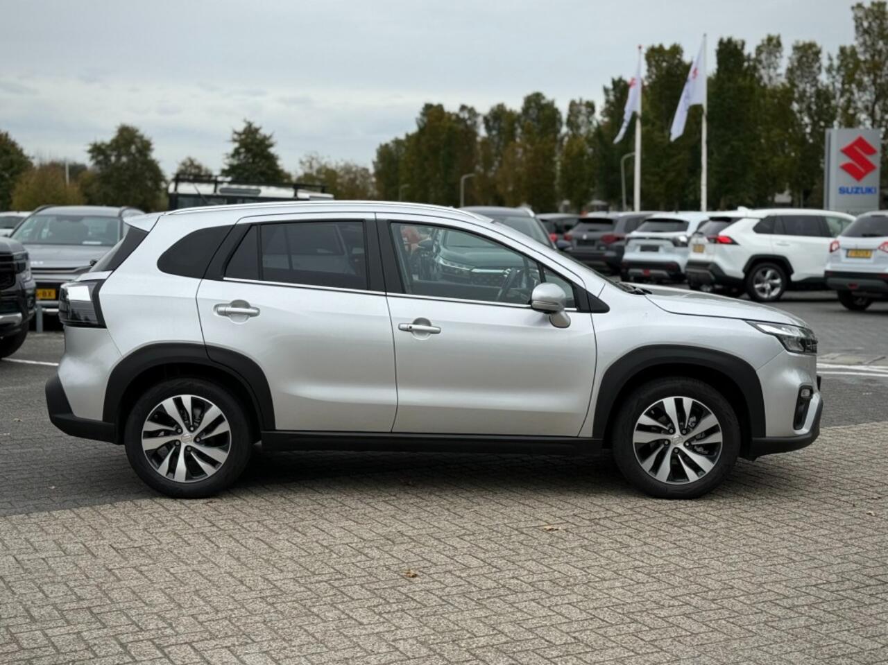 Suzuki S-Cross 1.4 STYLE PANORAMA 360 CAMERA KEYLESS NAVI HALF LEER