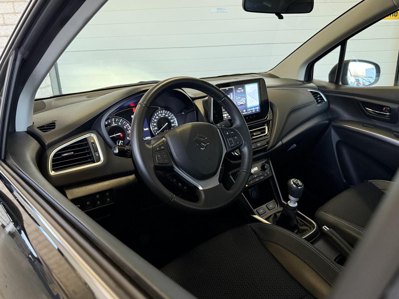 Suzuki S-Cross 1.4 Boosterjet Style Smart Hybrid | 17"LMV | Carplay | Dodehoek | PDC V+A | All-in rijklaarprijs