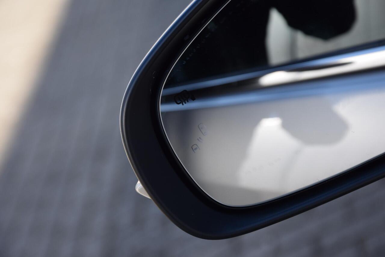 Suzuki S-Cross 1.4 Boosterjet Select Smart Hybrid | 1500 kg trekgewicht | tot 10 jaar garantie!! | Parkeersensoren |