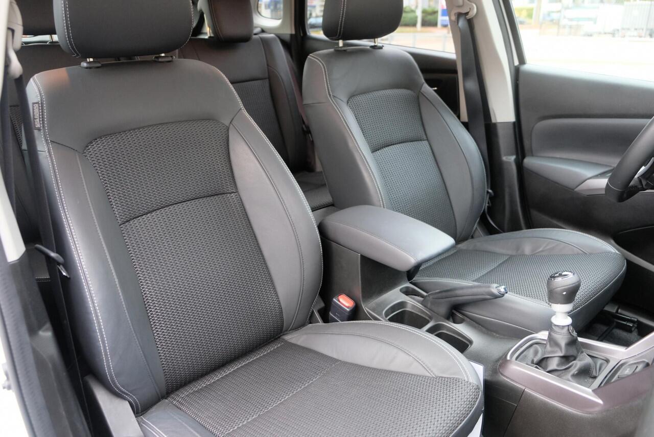 Suzuki S-Cross 1.4 Boosterjet 130pk Style Smart Hybrid | Navi | App Connect | Climate | Adaptive Cruise | Panoramadak | 360° Camera | Keyless | Blind Spot