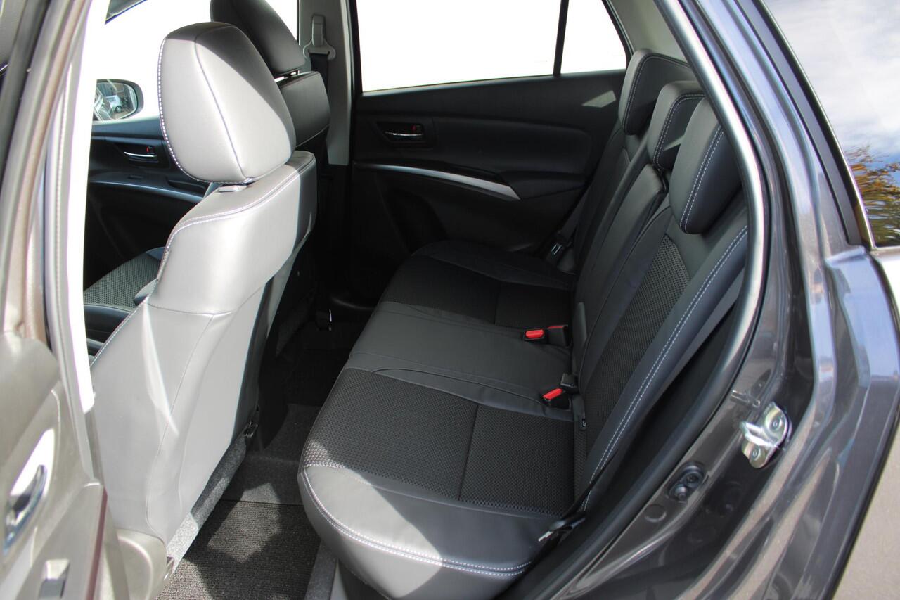 Suzuki S-Cross 1.4 Boosterjet Style Hybrid Automaat, 6 jaar GARANTIE Stijl uitvoering!