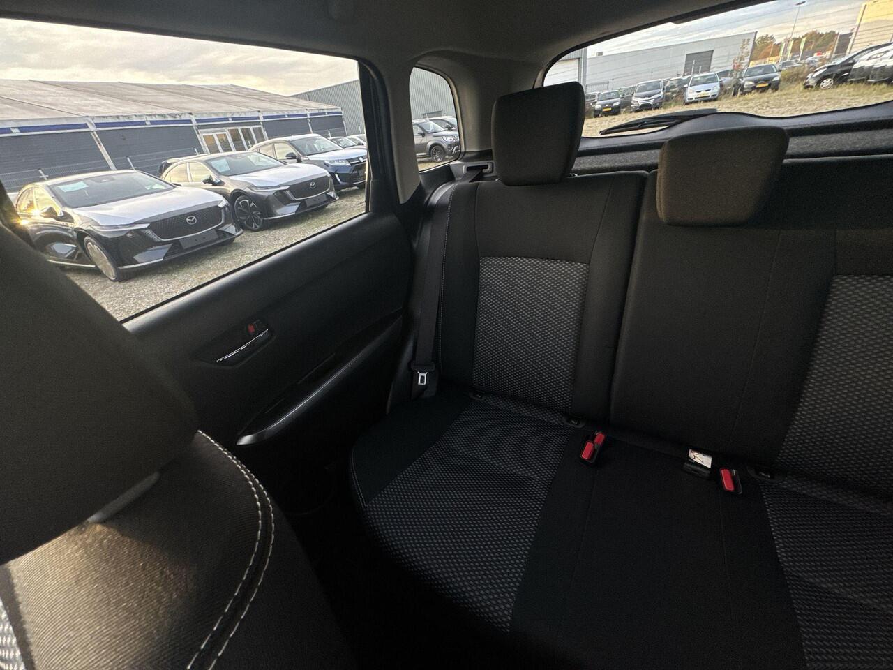 Suzuki S-Cross 1.4 Boosterjet Style Smart Hybrid | Rijklaar | Schuifdak | Apple Carplay | Cruise Adaptief