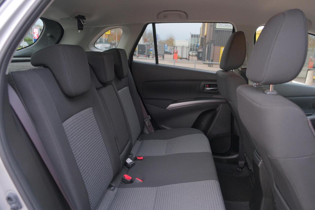 Suzuki S-Cross 1.4 Boosterjet 130pk Comfort Smart Hybrid | App Connect | Airco | Adaptive Cruise | Camera