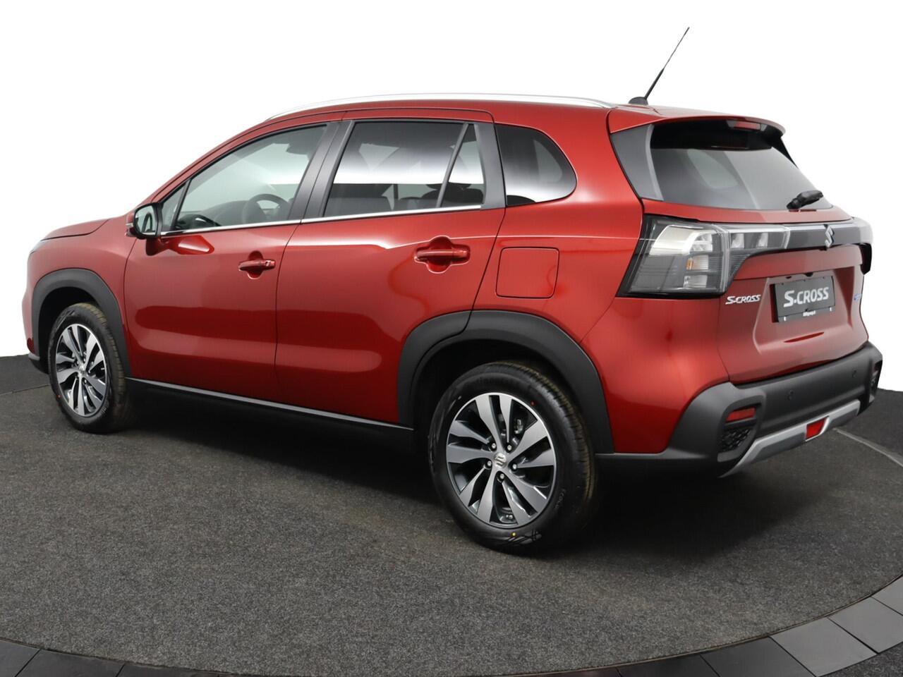 Suzuki S-Cross 1.4 Boosterjet Style Hybrid | Climate control | Cruise control adaptive | Navigatie | Apple carplay, Android auto | 360 gr. camera | Stoelverwarming | Leder |