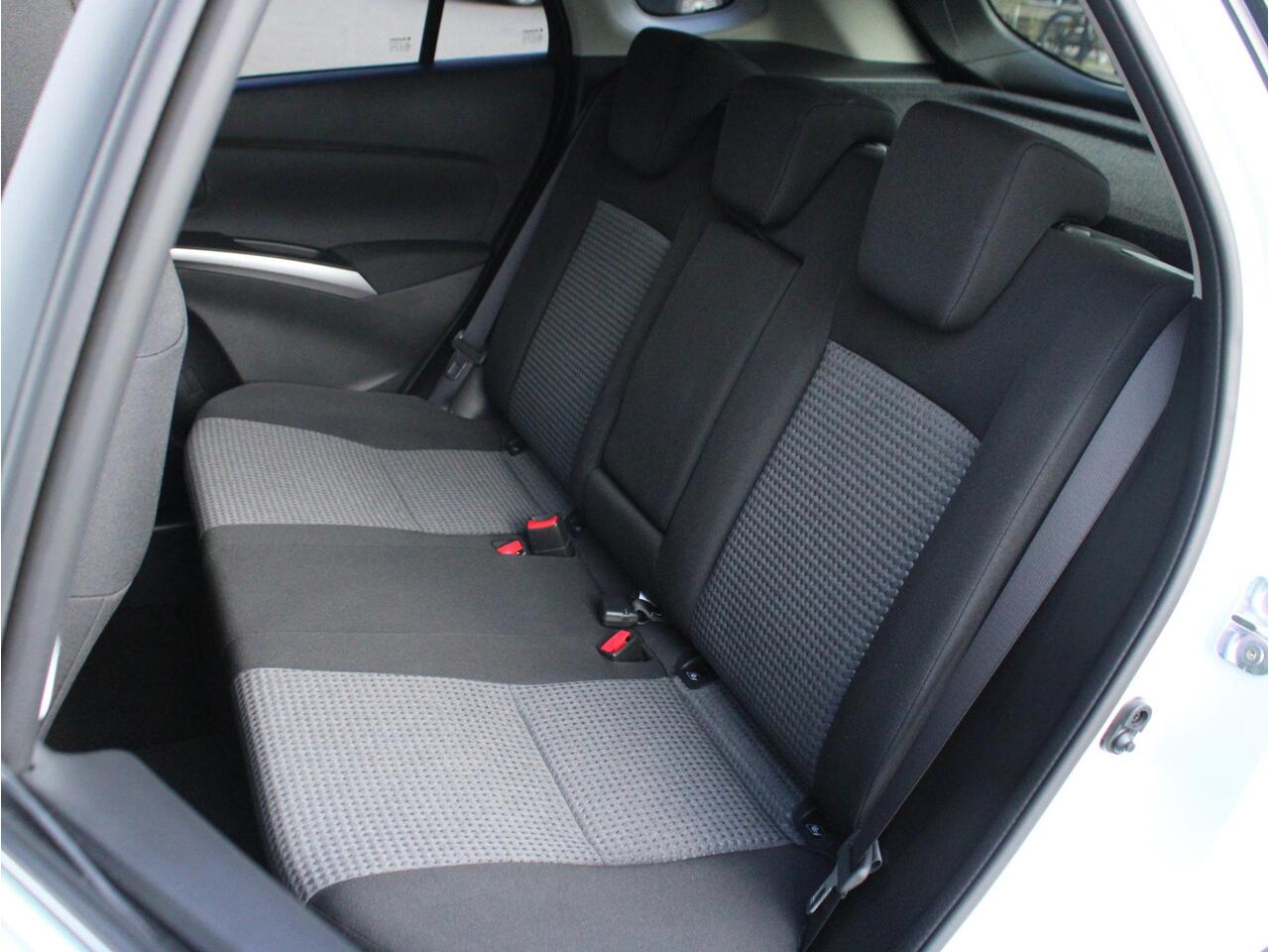 Suzuki S-Cross 1.4 Boosterjet Select Smart Hybrid Carplay/Android Auto, Adaptieve Cruise en Climate Control