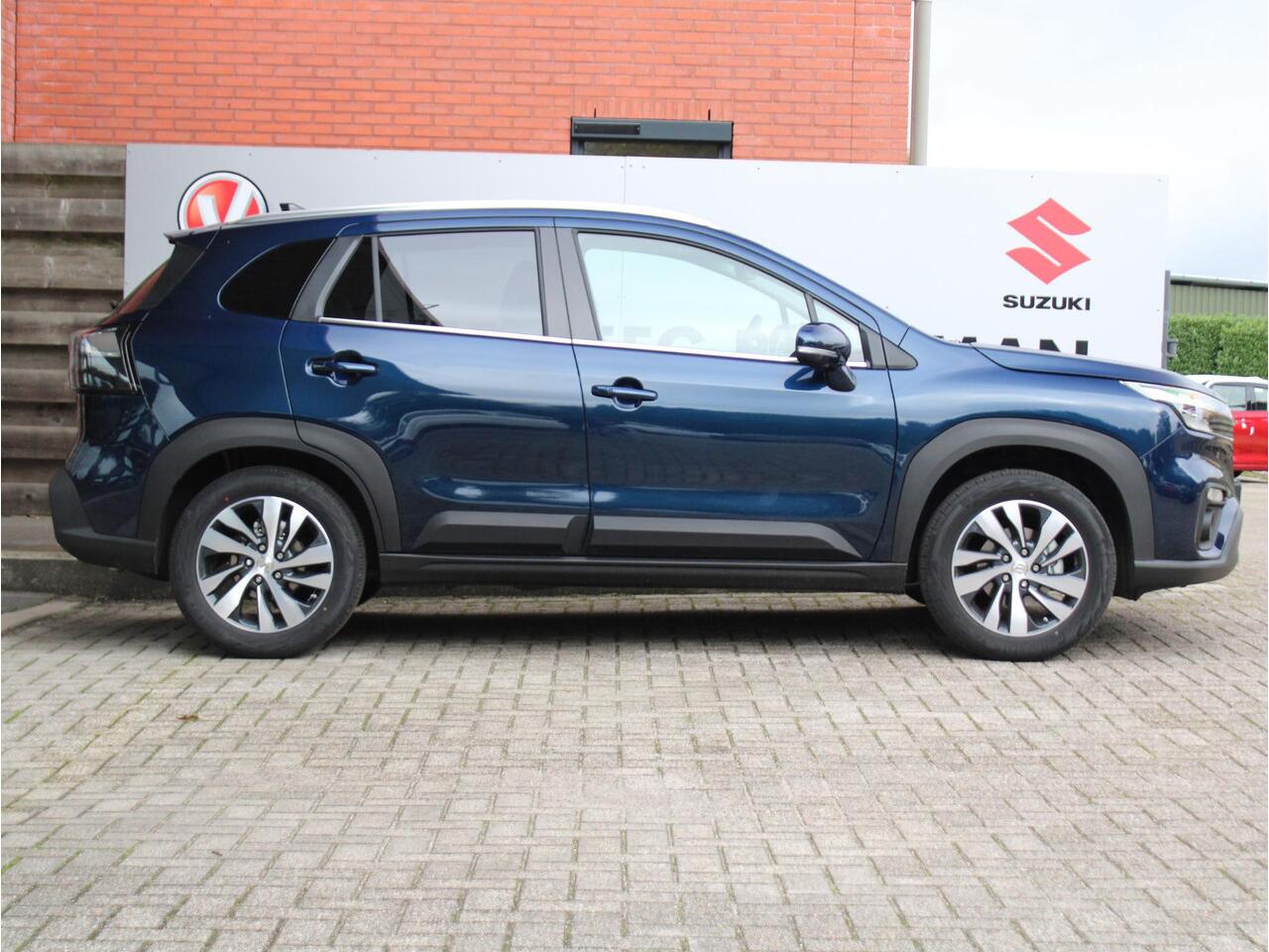 Suzuki S-Cross 1.4 Boosterjet Style Hybrid Navigatie, Cruise Control, 360 Camera, Draadloos Apple Carplay/Android Auto, Panodak