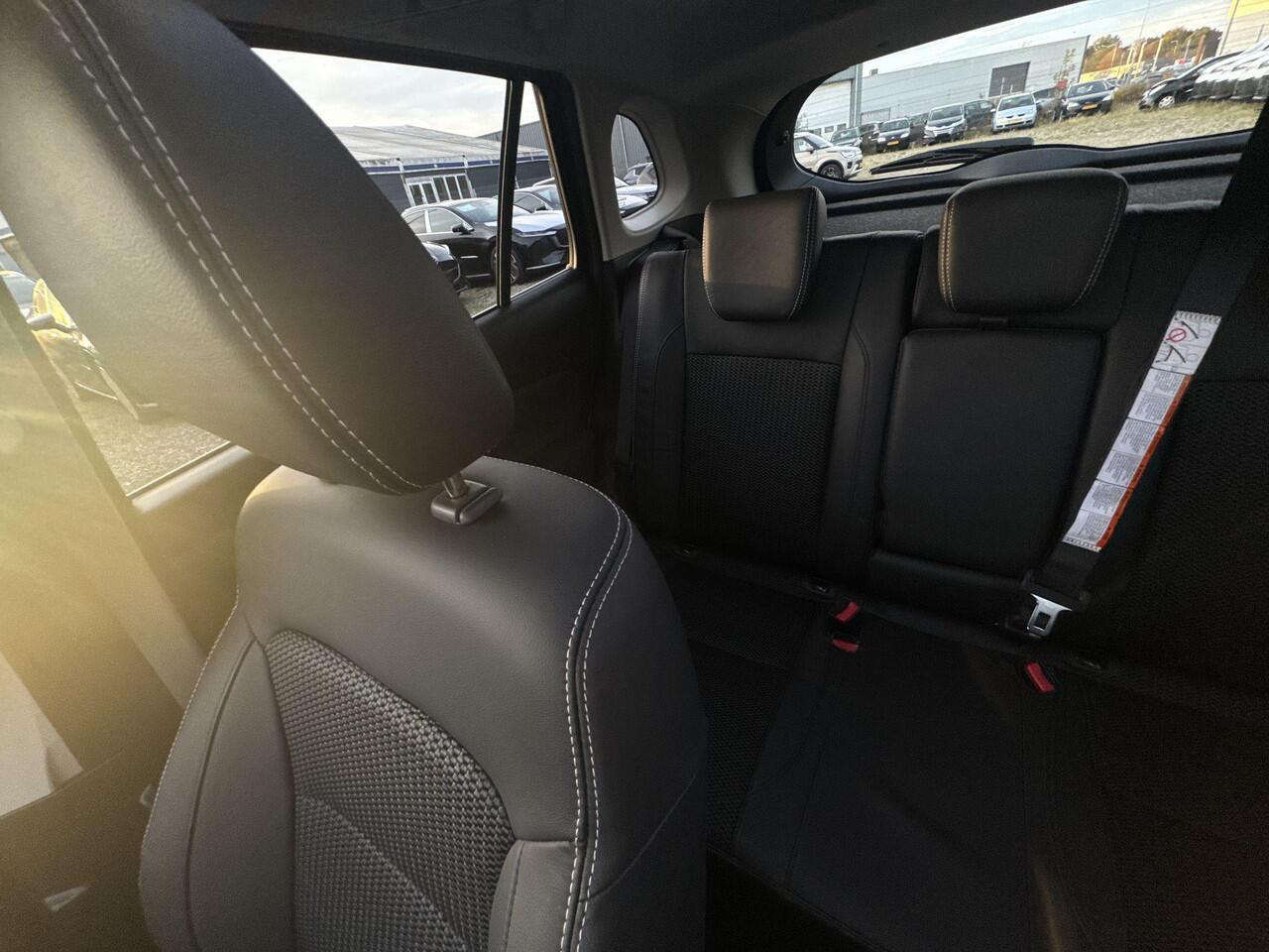 Suzuki S-Cross 1.4 Boosterjet Style Smart Hybrid | Rijklaar | Schuifdak | Apple Carplay | Cruise Adaptief