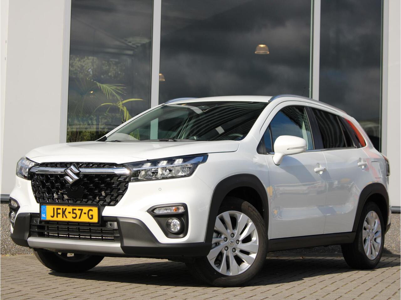 Suzuki S-Cross Select 1.4 Boosterjet Smart Hybrid 110PK Navigatie, Achteruitrijcamera, Keyless, Stoelverwarming, Apple Carplay, Android Auto