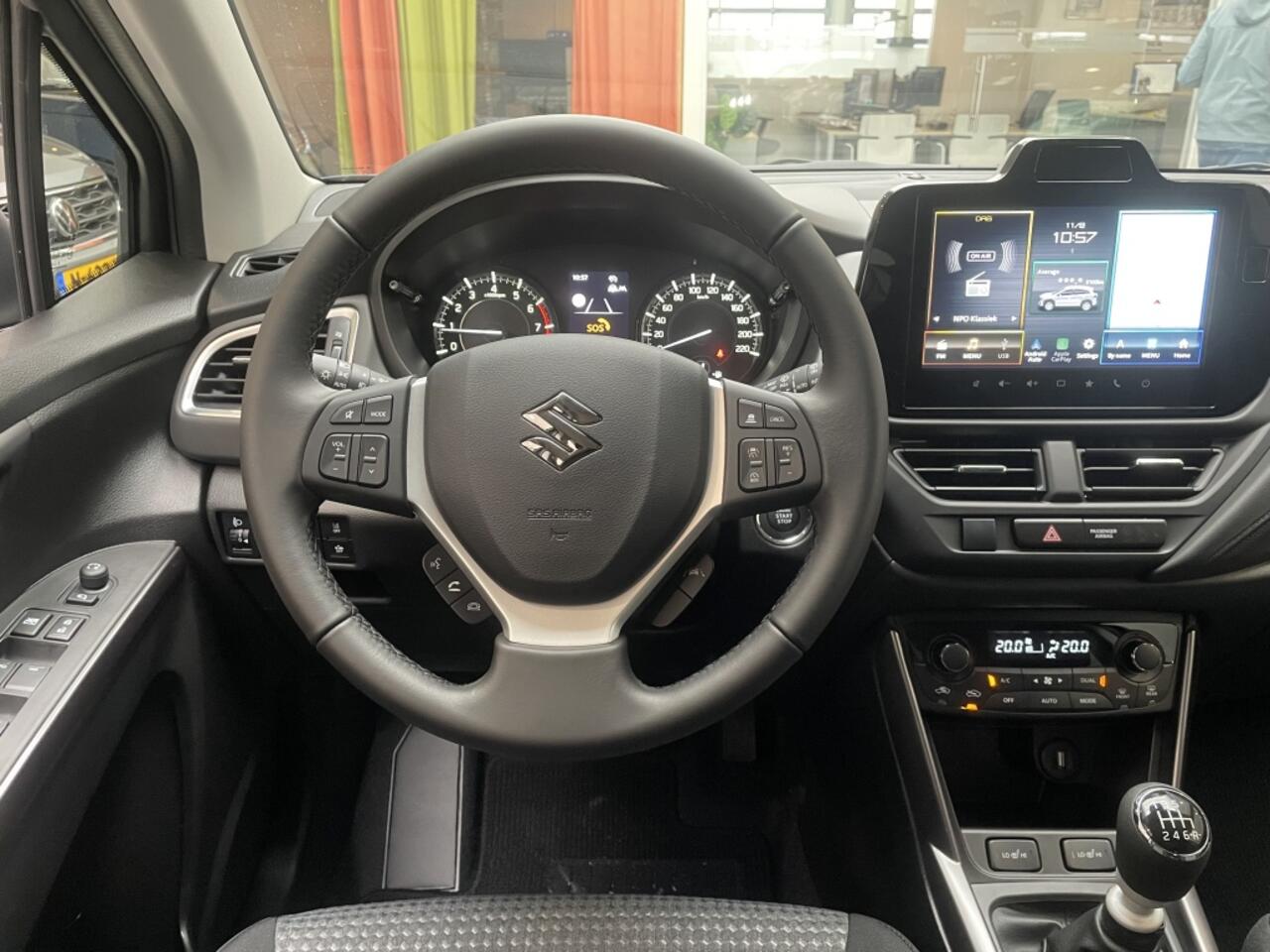 Suzuki S-Cross 1.4 BoosterJet Select SmartHybride [ CAMERA I ACC I CARPLAY I