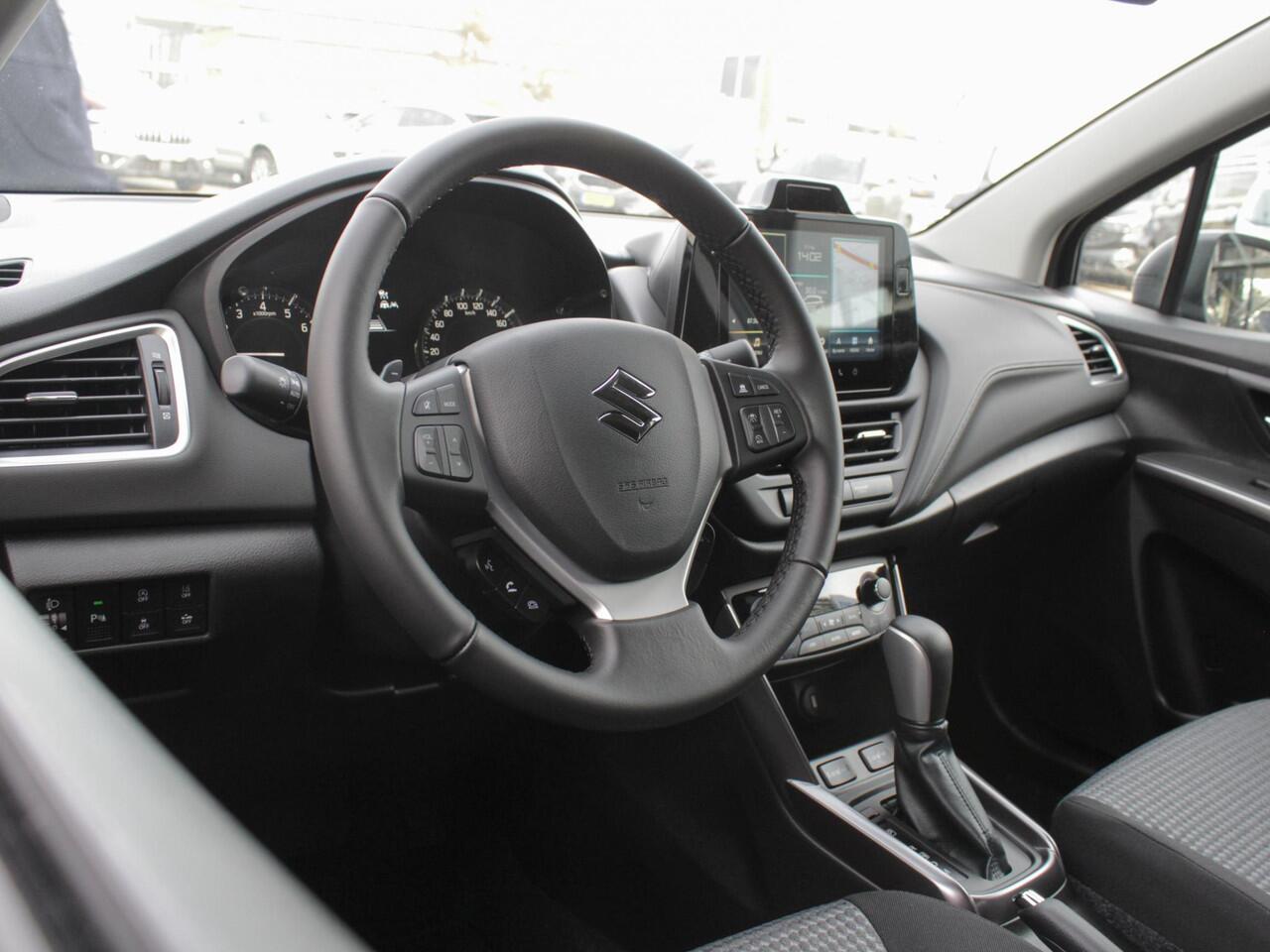 Suzuki S-Cross 1.4 Boosterjet Select Hybrid | ¤ 1850,- FRISSE START VOORDEEL! | Snel rijden!