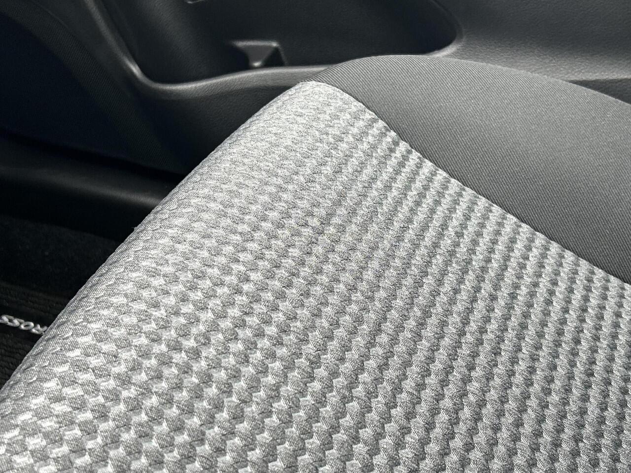 Suzuki S-Cross 1.4 Boosterjet Select Hybrid **STOELVERWARMING/ DODEHOEKDETECTIE/ AUTOMAAT/ ADAPTIVE CRUISE CONTROL**