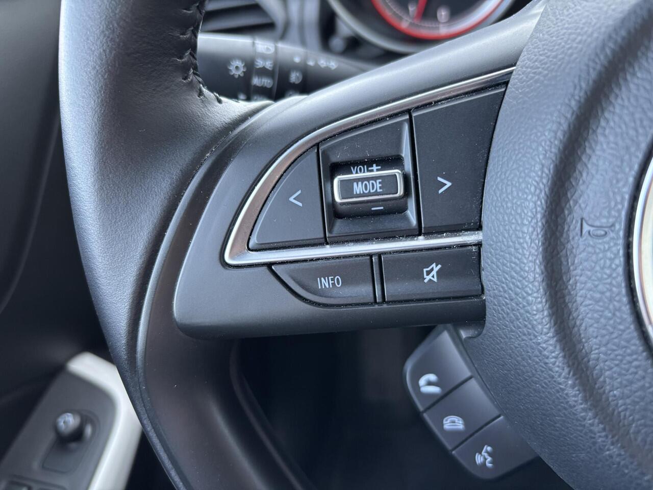 Suzuki SWIFT 1.2 Select Navi/Airco/Cruise