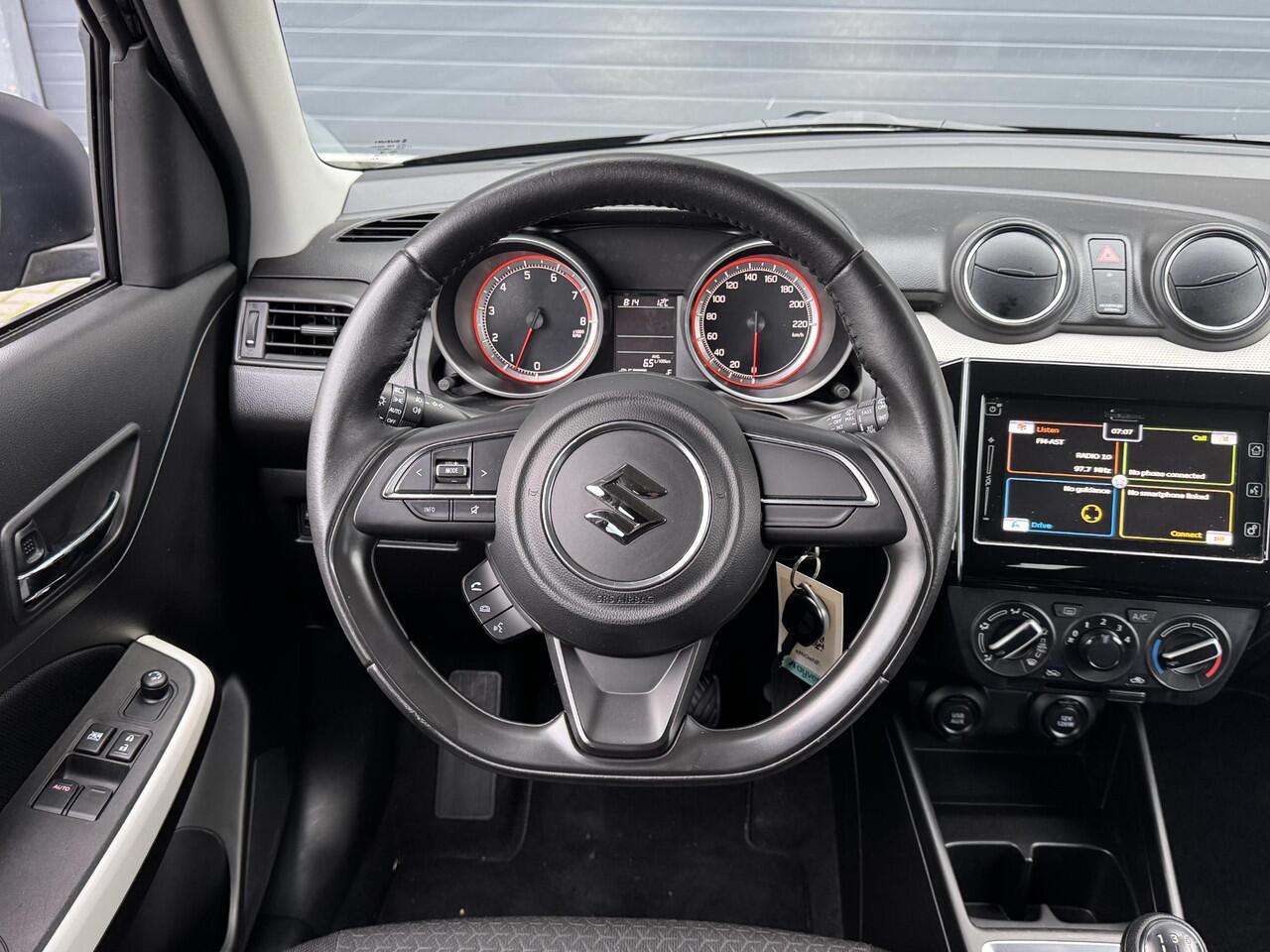 Suzuki SWIFT 1.2 SELECT I APPLE CARPLAY I ACHTERUITRIJCAMERA I AIRCONDITIONING I STOELVERWARMING