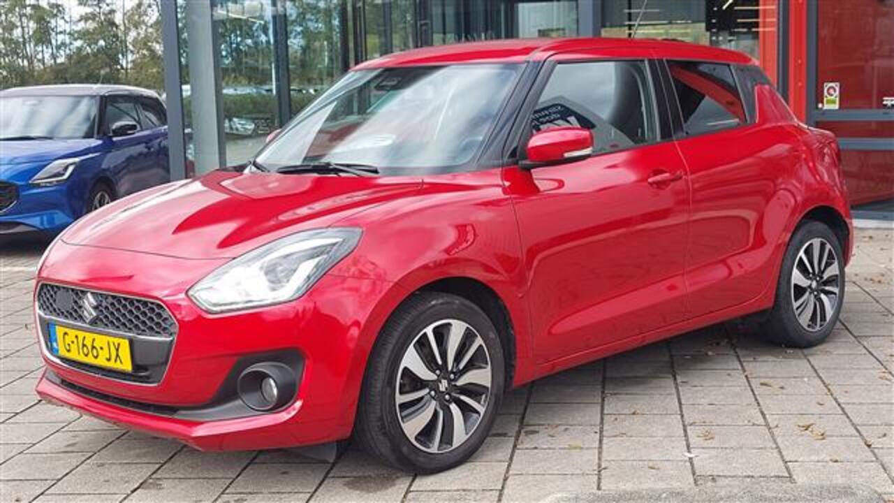 Suzuki SWIFT 1.2 Style Smart Hybrid