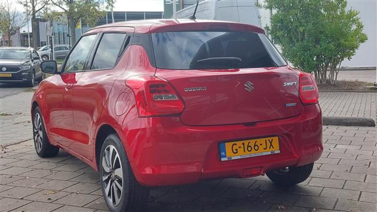 Suzuki SWIFT 1.2 Style Smart Hybrid