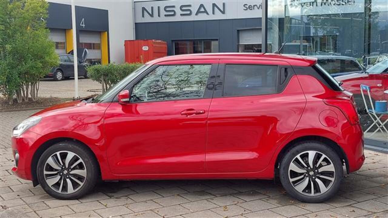 Suzuki SWIFT 1.2 Style Smart Hybrid