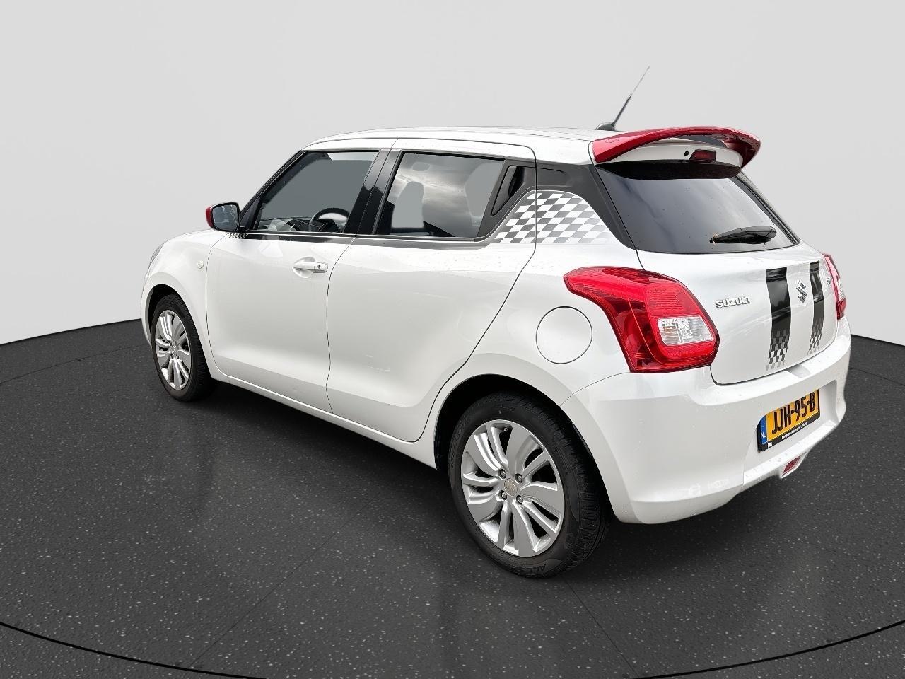 Suzuki SWIFT 1.0 Stijl Smart Hybrid | Rijklaarprijs