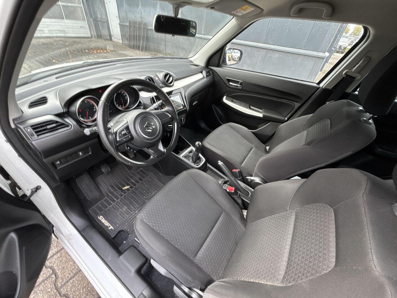 Suzuki SWIFT 1.0 Stijl Smart Hybrid | Rijklaarprijs