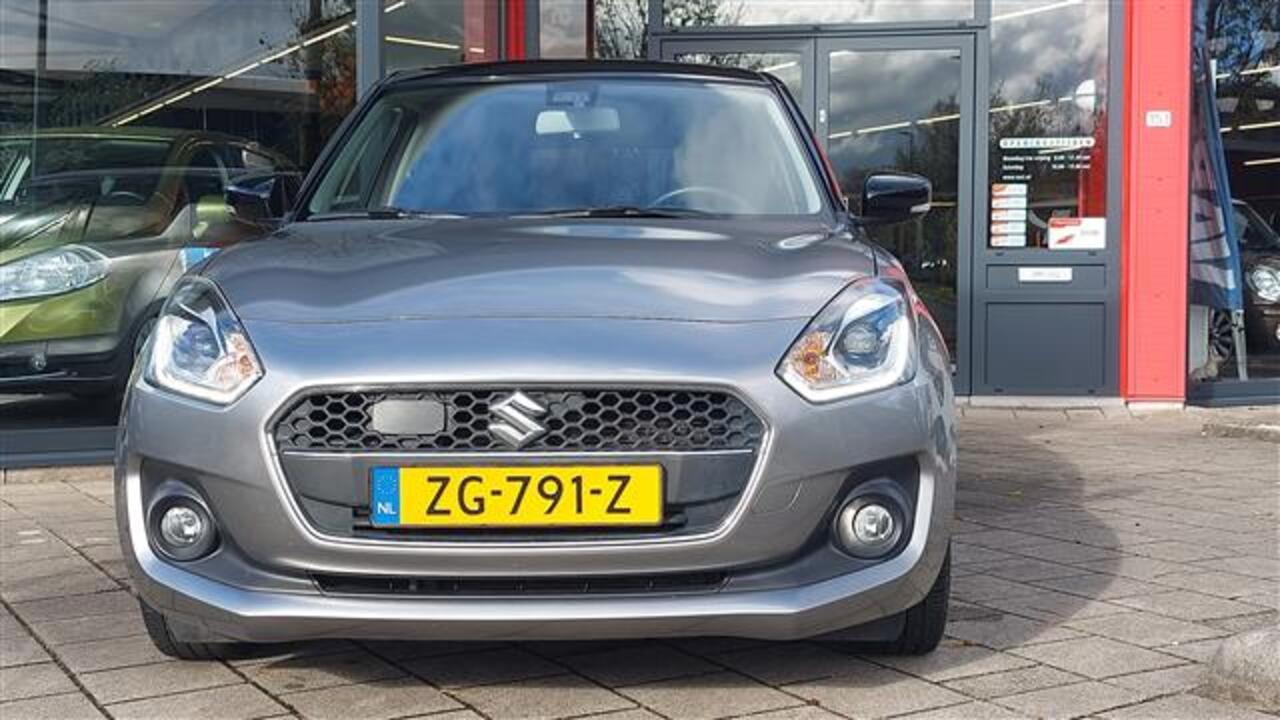 Suzuki SWIFT 1.2 STYLE SMART HYBRID