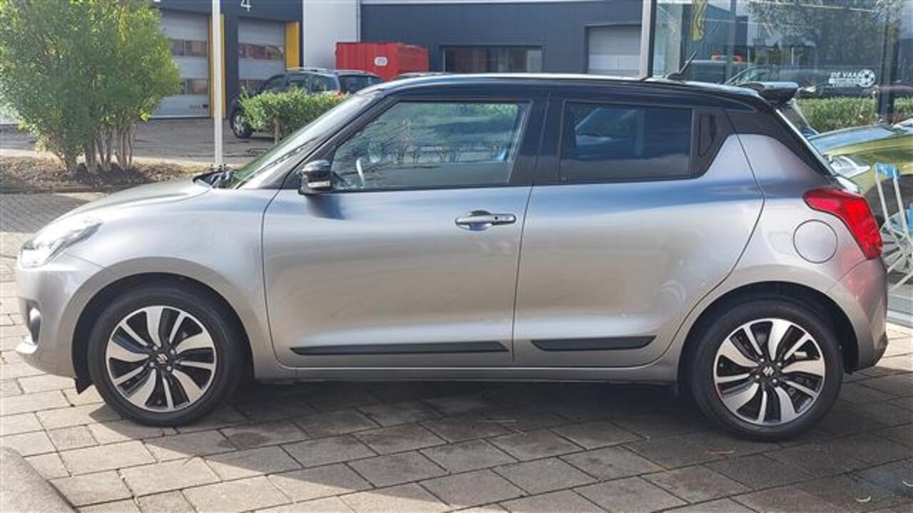 Suzuki SWIFT 1.2 STYLE SMART HYBRID