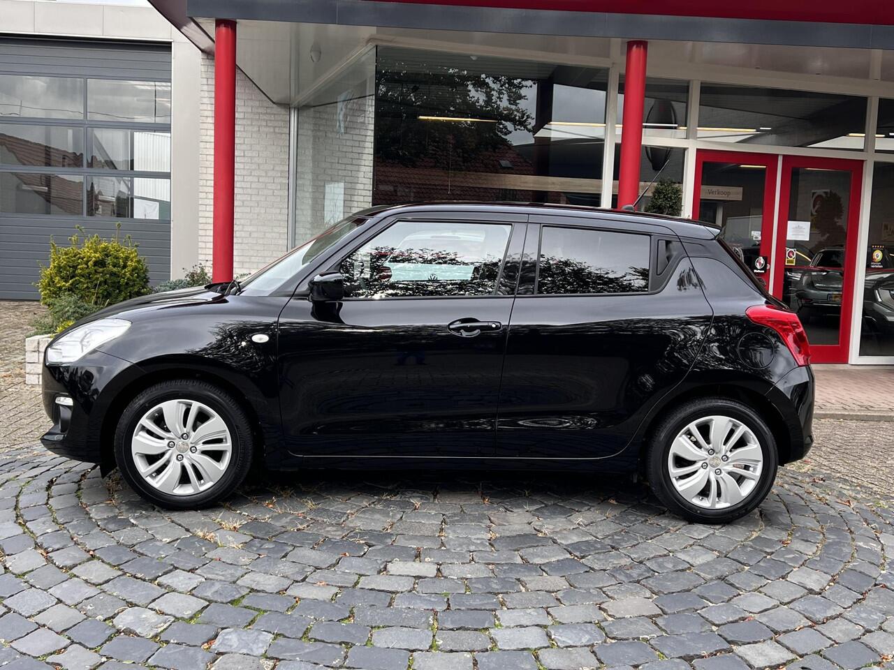 Suzuki SWIFT 1.0 Select | 16" LMV | Carplay | Camera | Stoelverw. | All-in rijklaarprijs