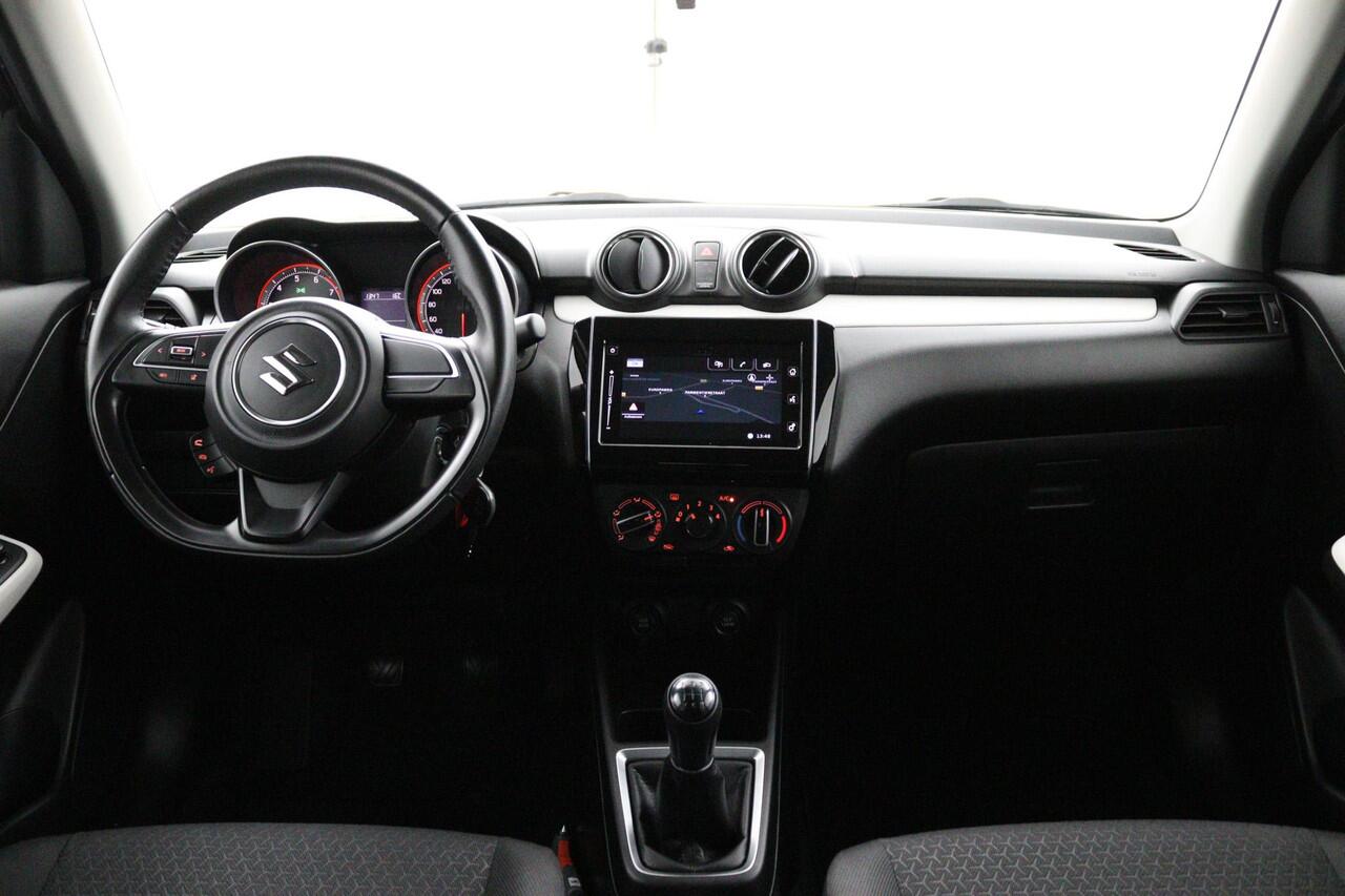Suzuki SWIFT 1.2 Select | Stoelverwarming | Navigatie | Achteruitrijcamera | Lichtmetalen Velgen |