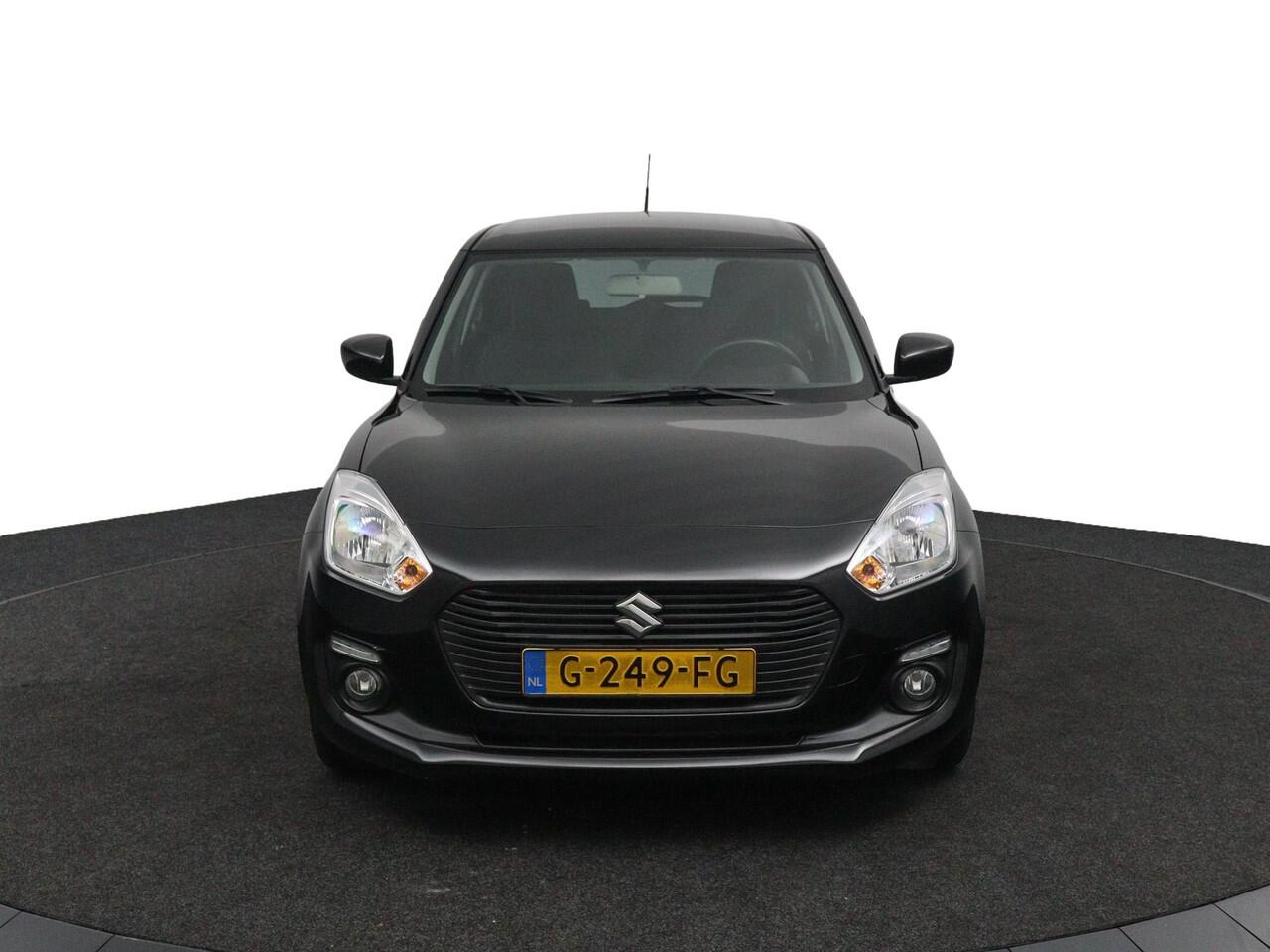Suzuki SWIFT 1.2 Select | Stoelverwarming | Navigatie | Achteruitrijcamera | Lichtmetalen Velgen |