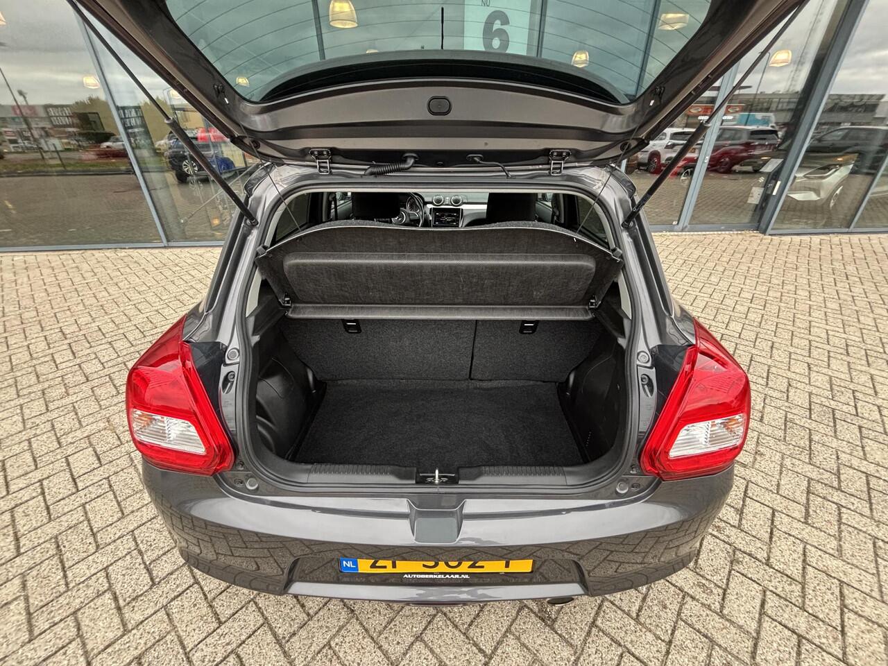 Suzuki SWIFT 1.2 Select Automaat | Navigatie | Spoiler