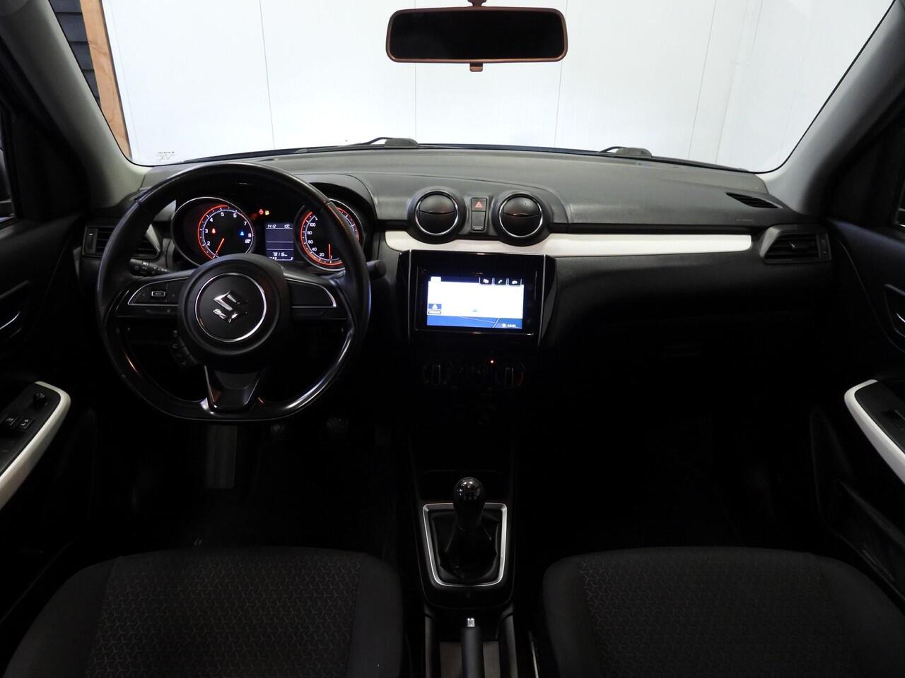 Suzuki SWIFT 1.2 Select NAVI/CAMERA/AIRCO/16"LMV!