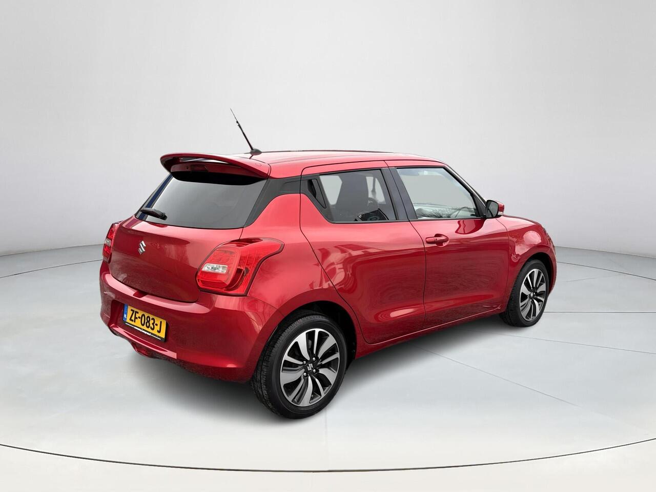 Suzuki SWIFT 1.0 Stijl | Automaat | Achteruitrijcamera |