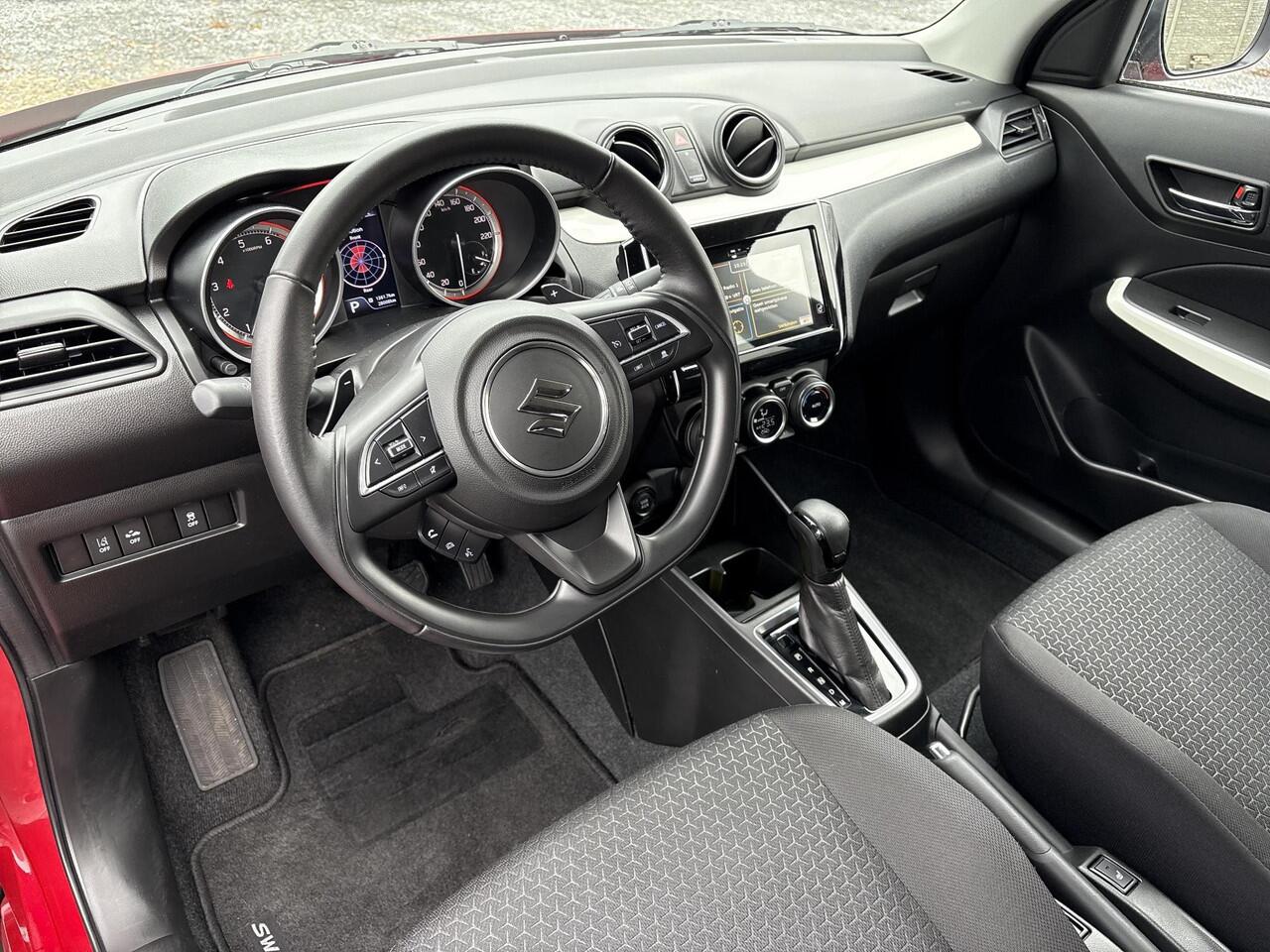 Suzuki SWIFT 1.0 Stijl | Automaat | Achteruitrijcamera |