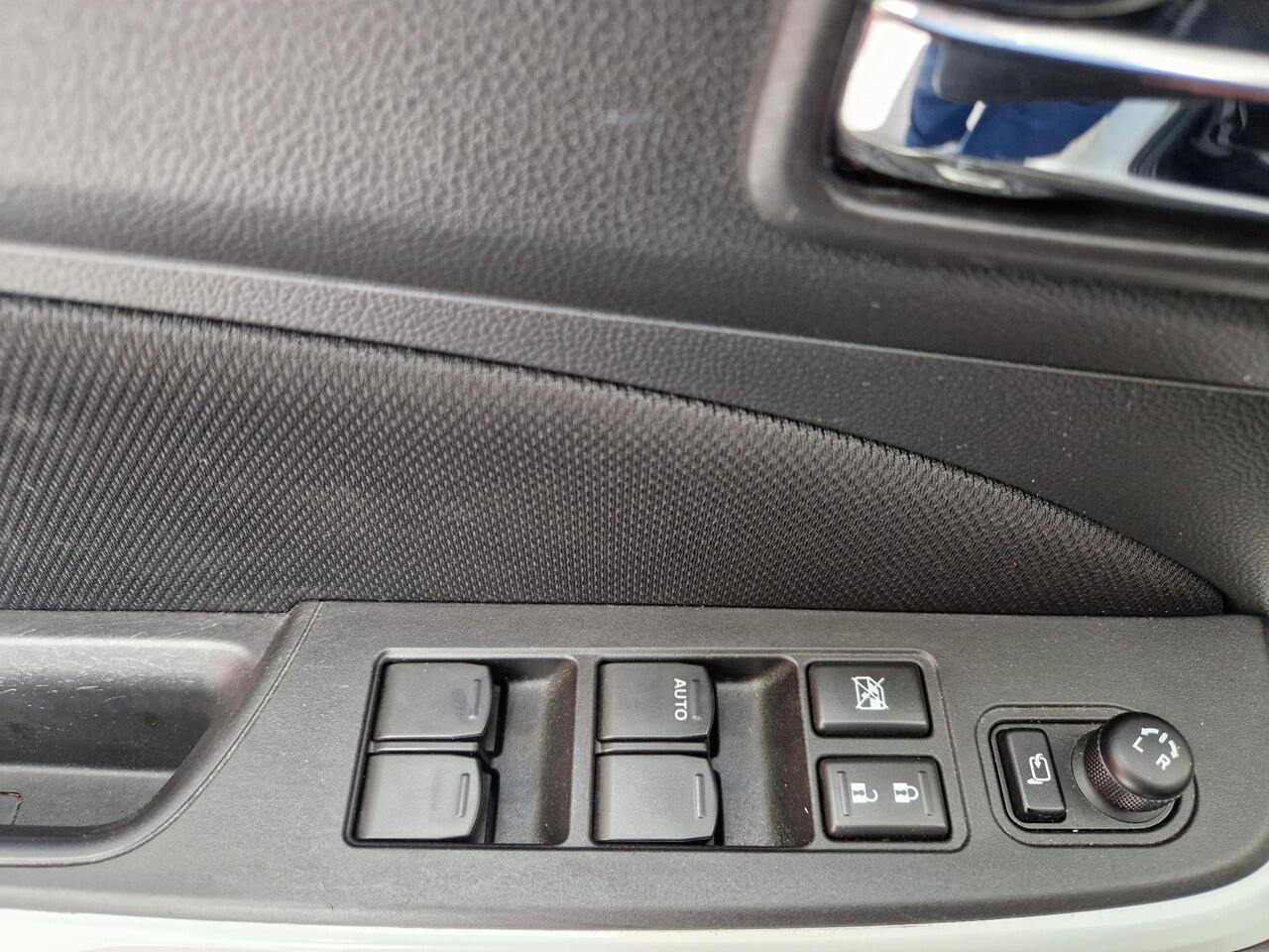 Suzuki SWIFT 1.2 Stijl Smart Hybrid | Trekhaak