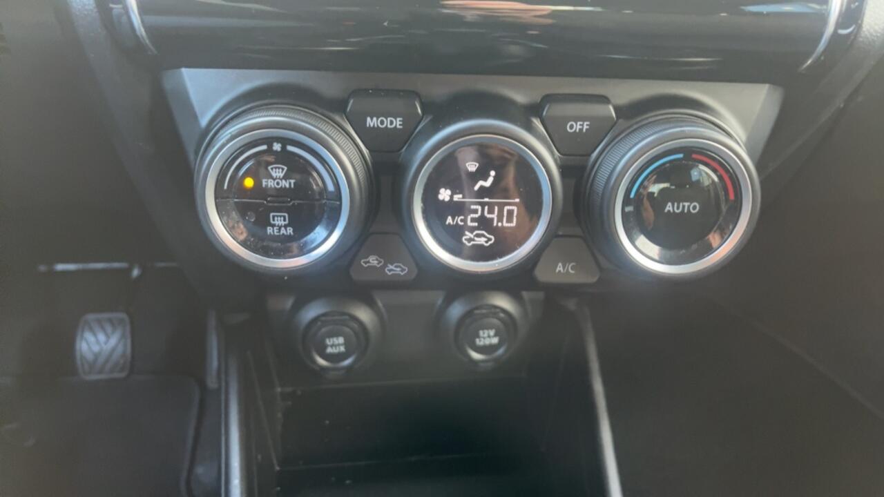 Suzuki SWIFT 1.2 Style Smart Hybrid