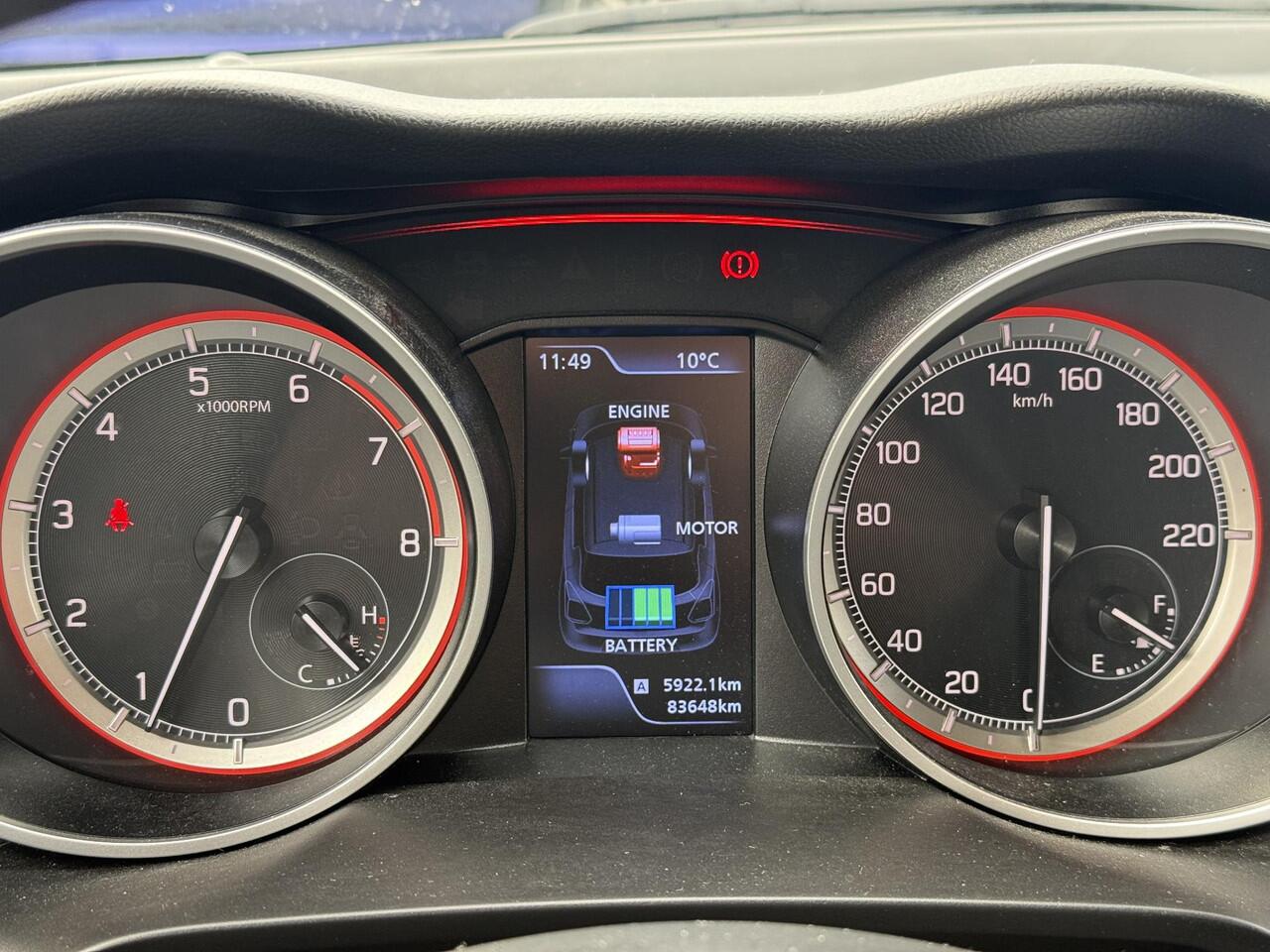 Suzuki SWIFT 1.2 Stijl Smart Hybrid **NAVIGATIE/ STOELVERWARMING/ KEYLESS/ ADAPTIEF CRUISE CONTROL/ 36 MAANDEN GARANTIE**