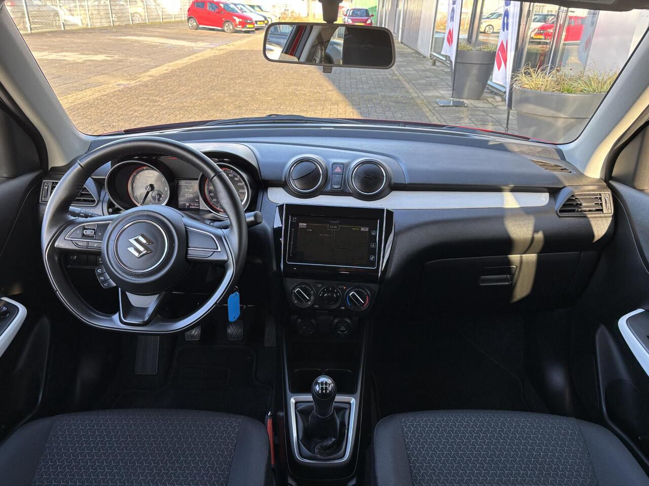 Suzuki SWIFT 1.2 Select Smart Hybrid Carplay&AndroidAuto/Airco