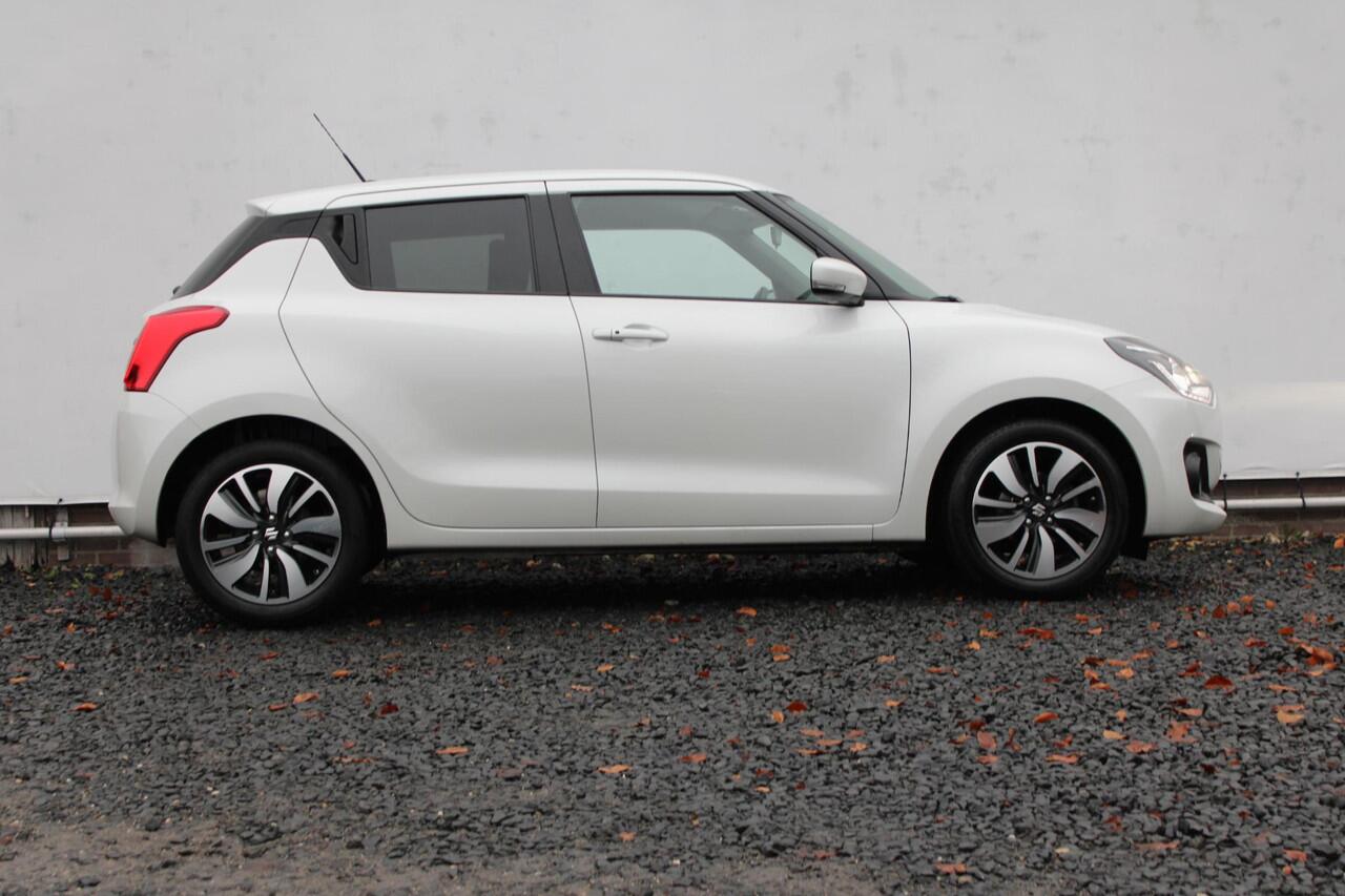 Suzuki SWIFT 1.2 Stijl Smart Hybrid Navigatie, 1e Eigenaar, Dealeronderhouden, Style uitvoering!!