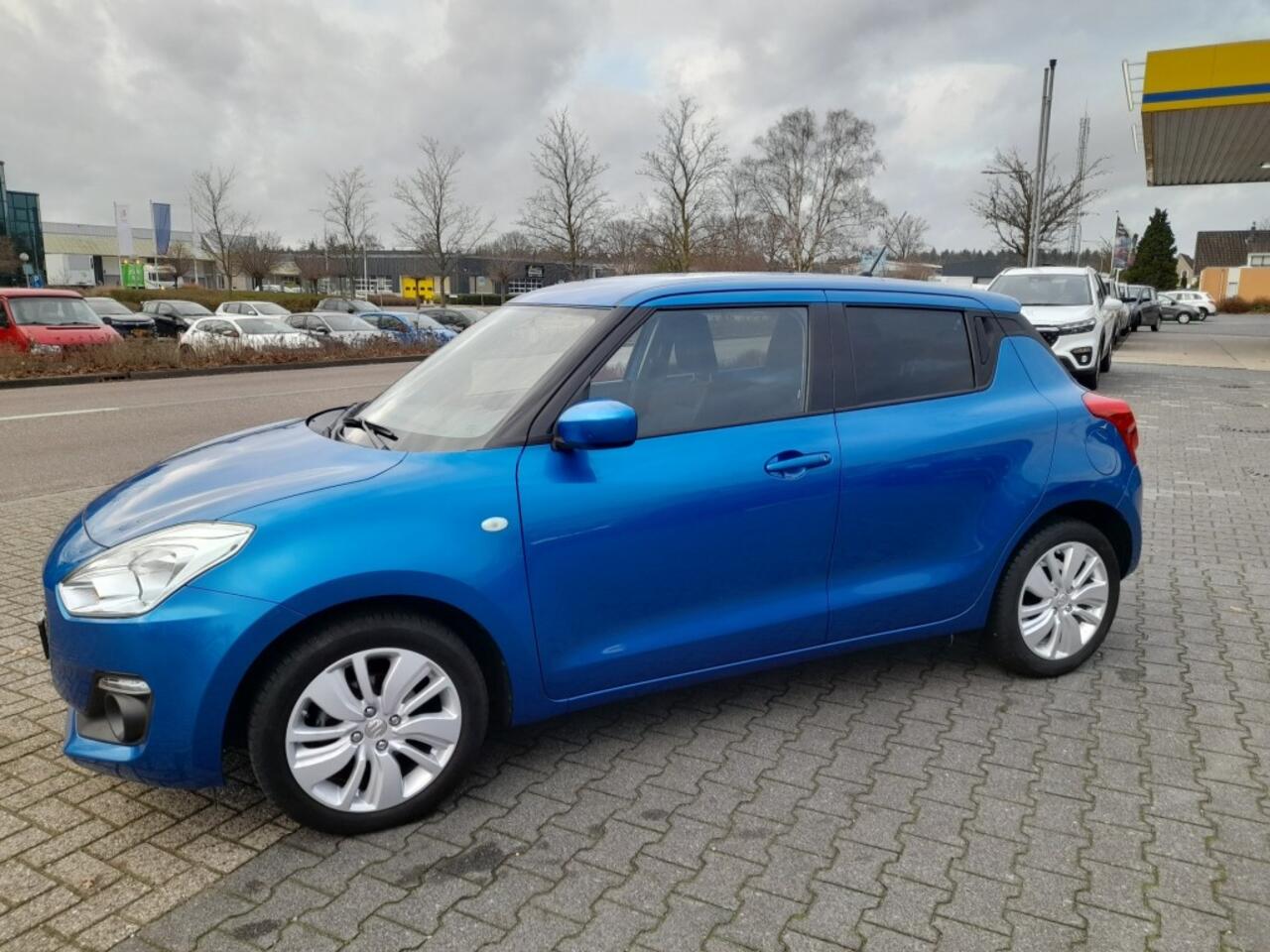Suzuki SWIFT 1.2 SELECT CAMERA CARPLAY