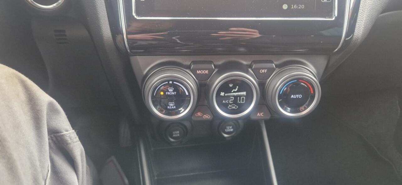 Suzuki SWIFT 1.2 Stijl Smart Hybr